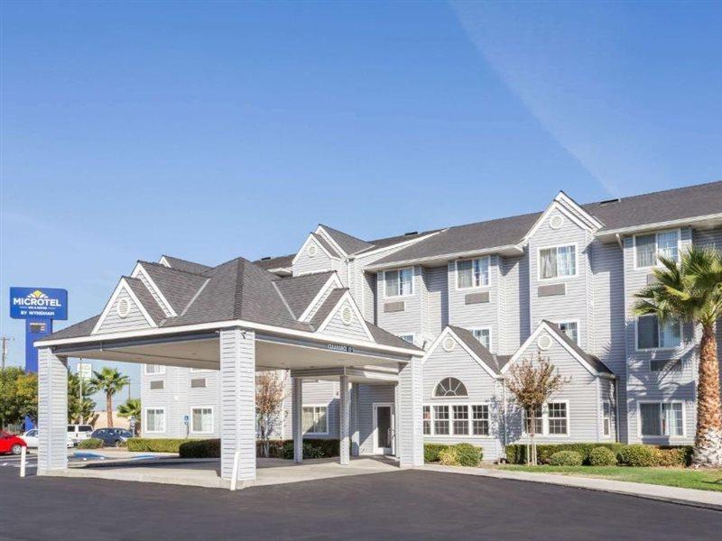 Microtel Inn & Suites Modesto Серес Екстер'єр фото
