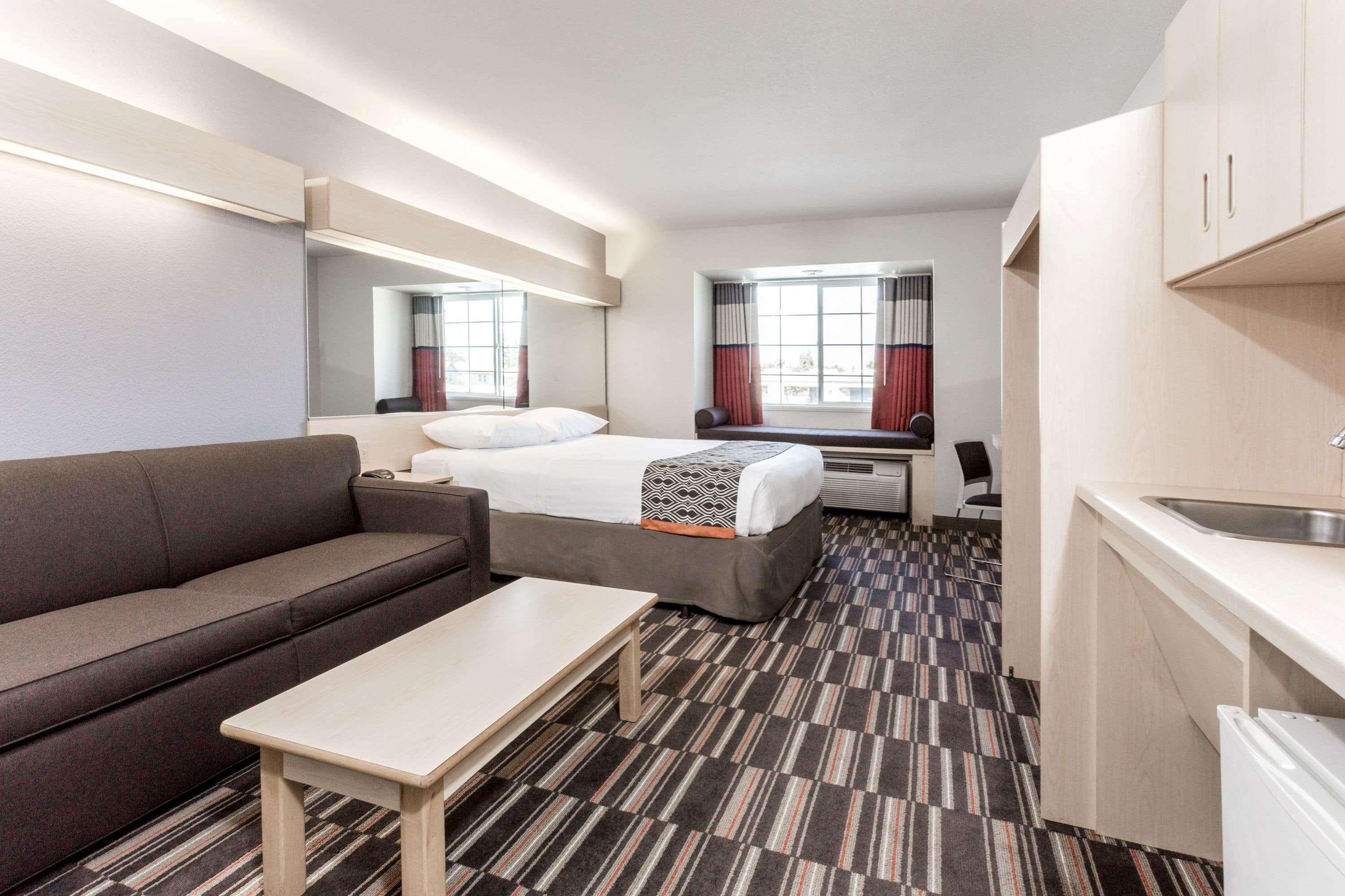 Microtel Inn & Suites Modesto Серес Екстер'єр фото